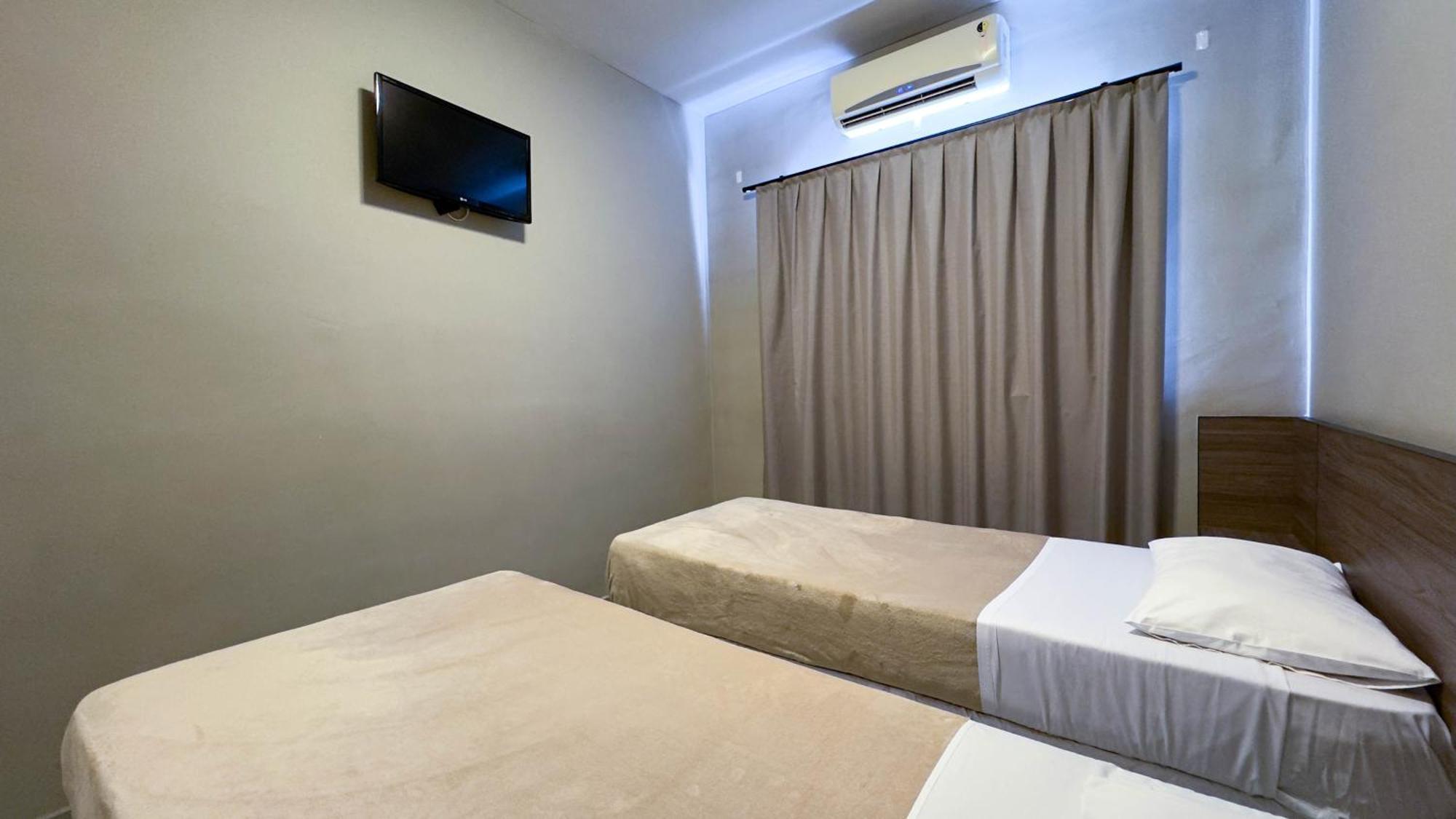 I-Hotel 皮拉西卡巴 外观 照片