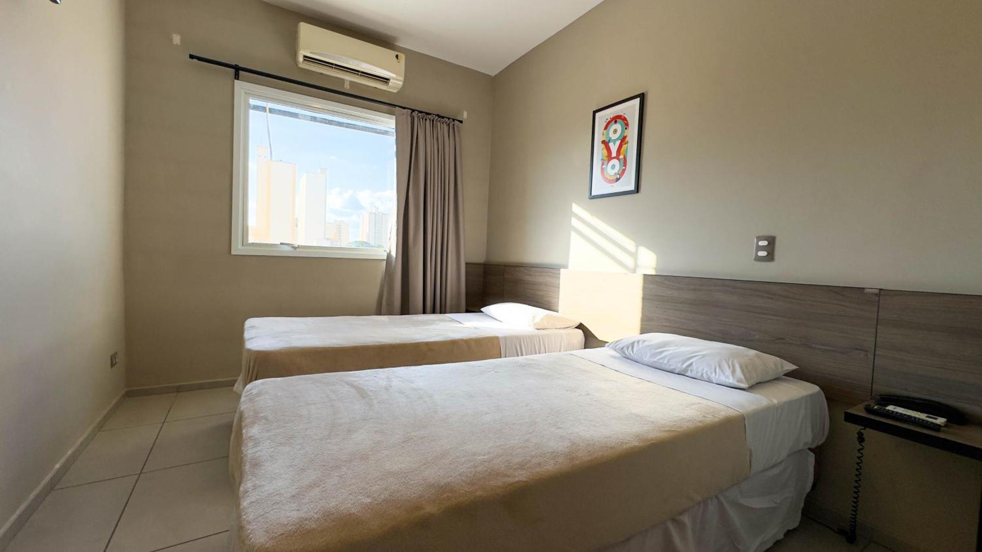 I-Hotel 皮拉西卡巴 外观 照片