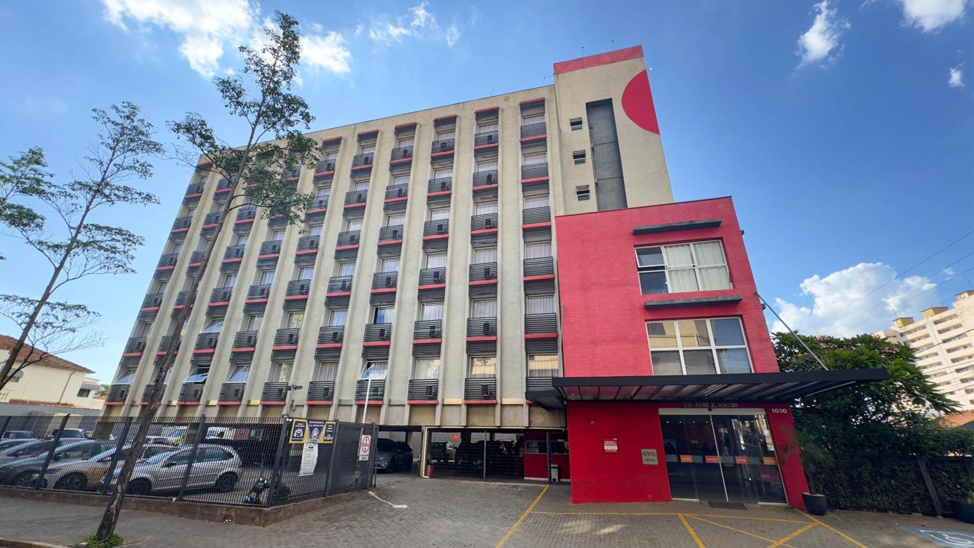 I-Hotel 皮拉西卡巴 外观 照片